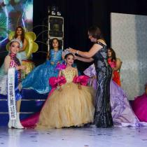 Estudiante de UO Poza Rica es coronada reina del Carnaval Turístico